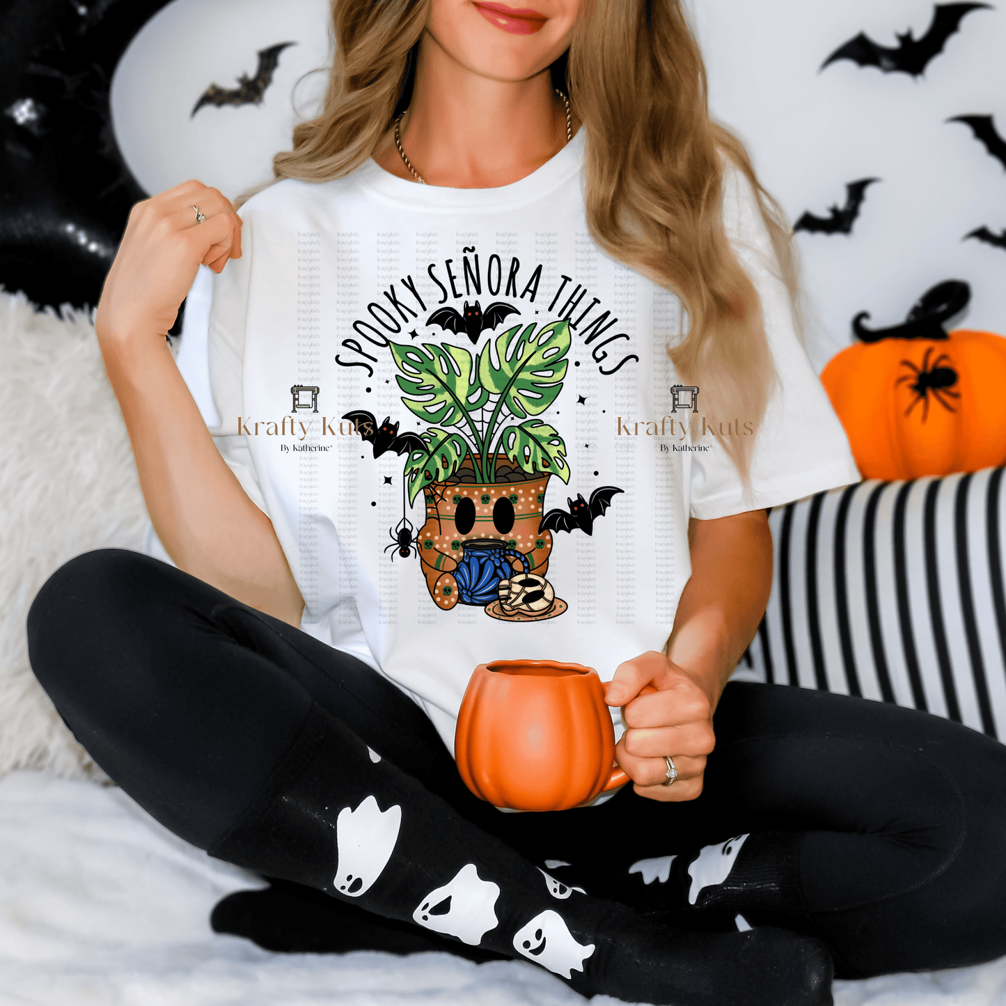 Spooky Senora Things T-shirt | Comfort Colors T-shirt | Spooky & Halloween | T-shirt | spooky T-shirt Gift | Spooky and Plants T-shirt | Tee