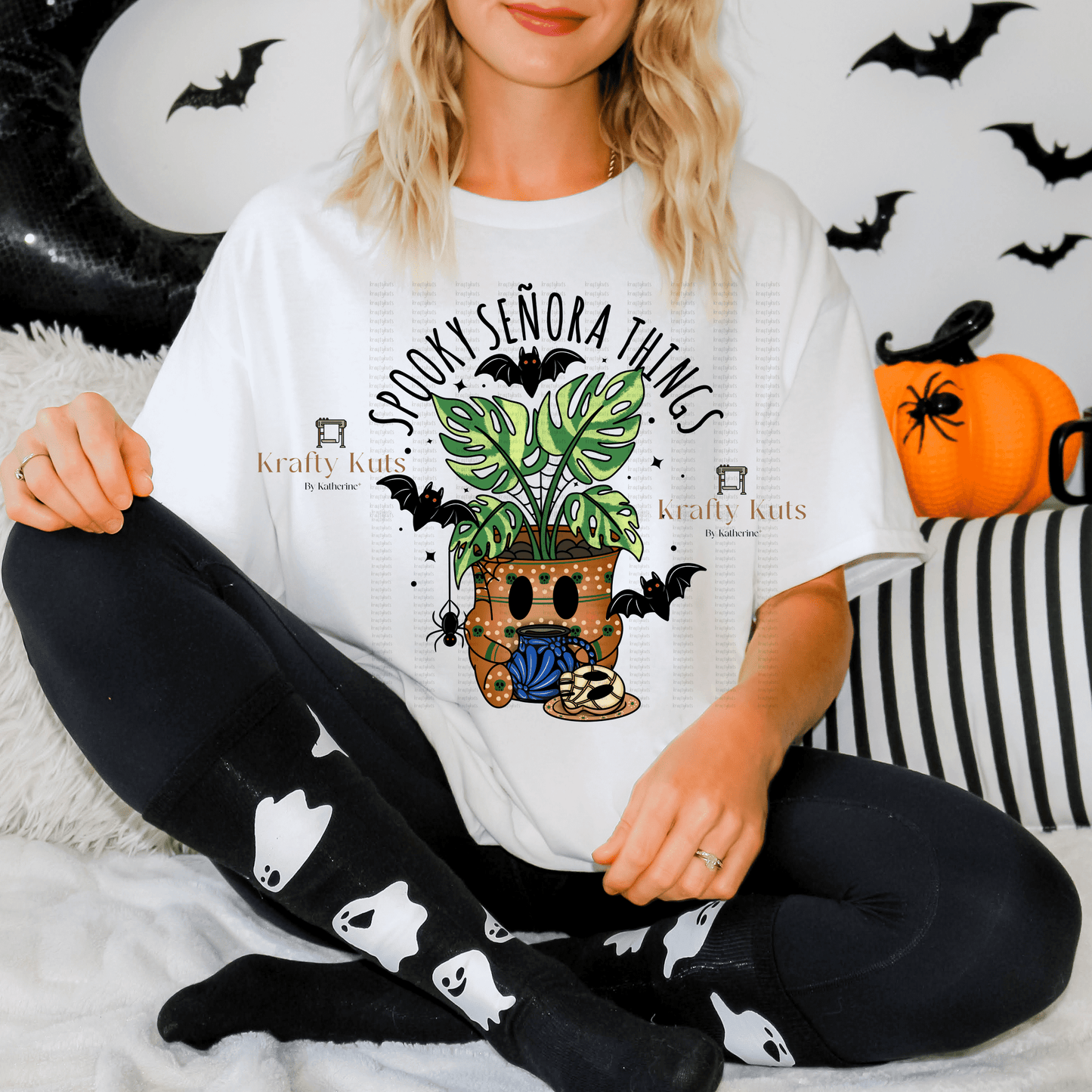 Spooky Senora Things T-shirt | Comfort Colors T-shirt | Spooky & Halloween | T-shirt | spooky T-shirt Gift | Spooky and Plants T-shirt | Tee